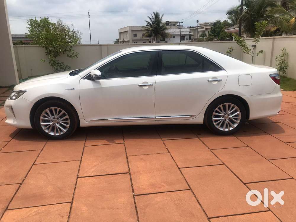 Toyota Camry Hybrid, 2018, Petrol