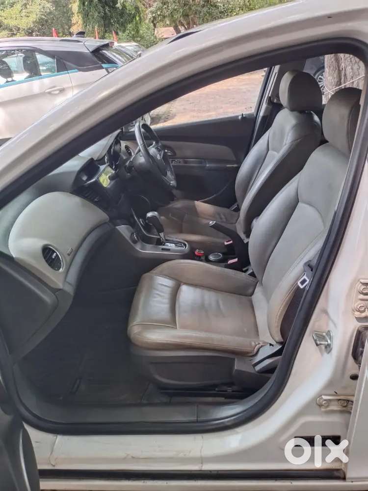 Chevrolet Cruze Ltz At 2011 Model