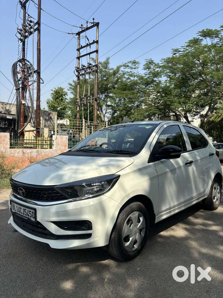 Tata Tiago 1.2 Revotron Xm Cng, 2024, Cng & Hybrids