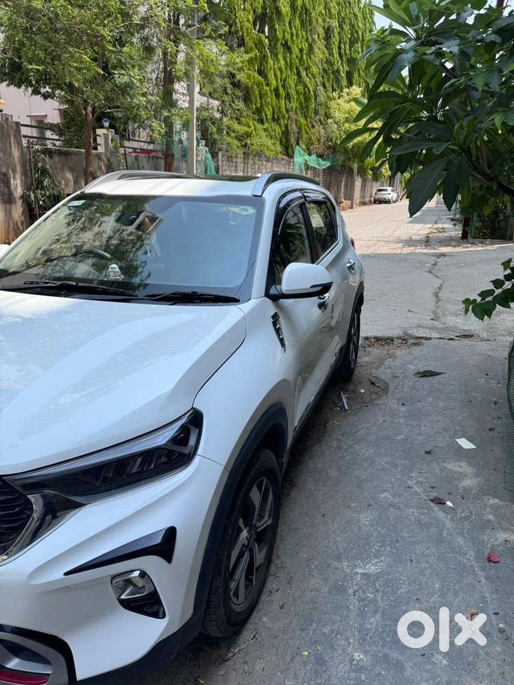 Kia Sonet 2023 Petrol Well Maintained