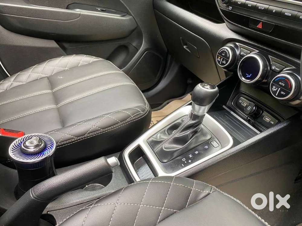 Hyundai Venue 1.0 Sx (o) Turbo Dct, 2022, Petrol