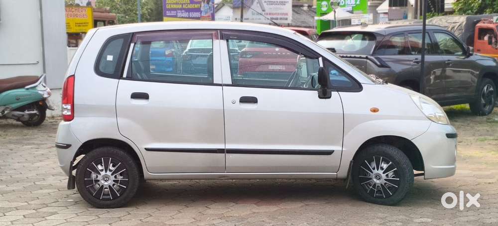 Maruti Suzuki Estilo Lxi, 2011, Petrol