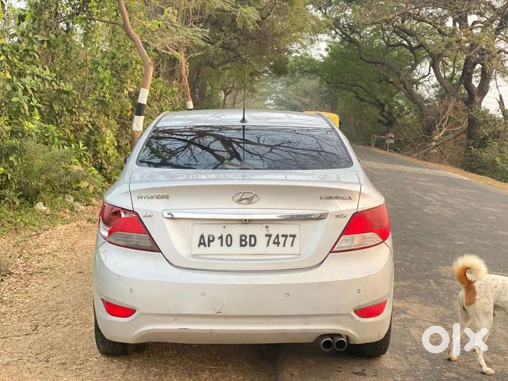 Hyundai Verna 2013 Diesel 190000 Km Driven