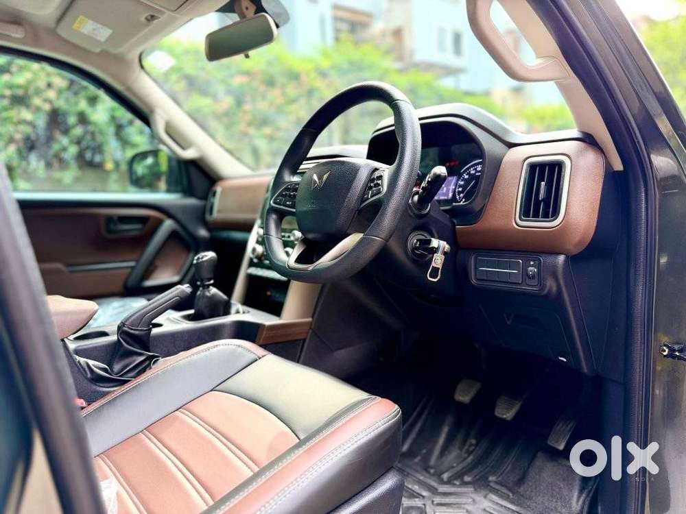 Mahindra Scorpio N Z4 Petrol Mt 7 Str, 2023, Petrol