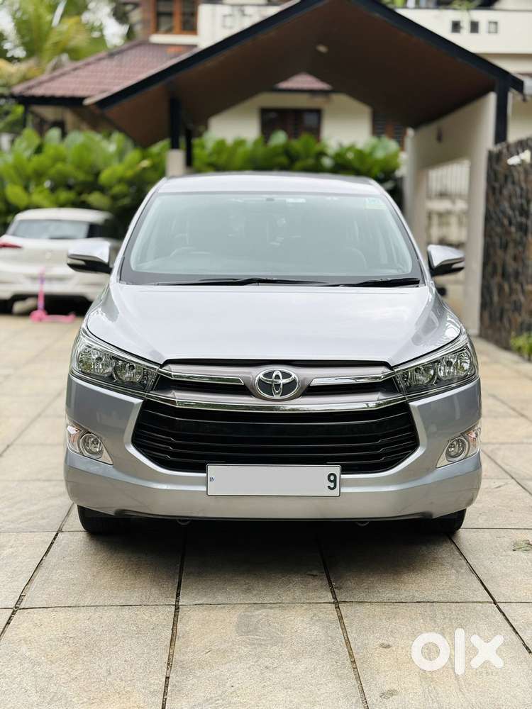 Toyota Innova Crysta 2.8 Gx At, 2016, Diesel