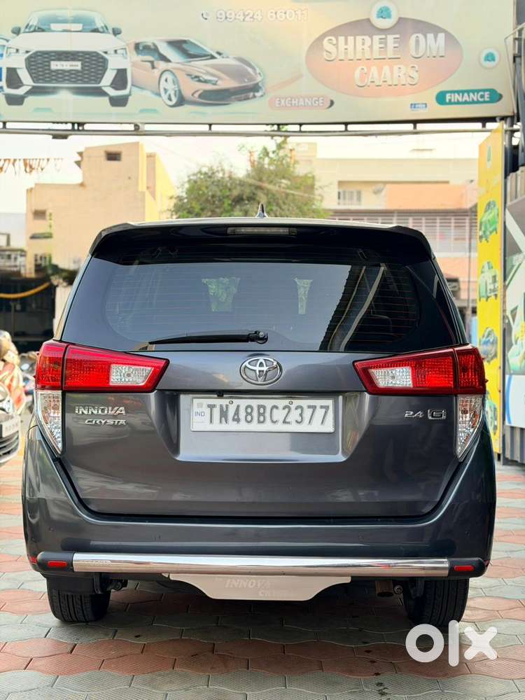 Toyota Innova Crysta