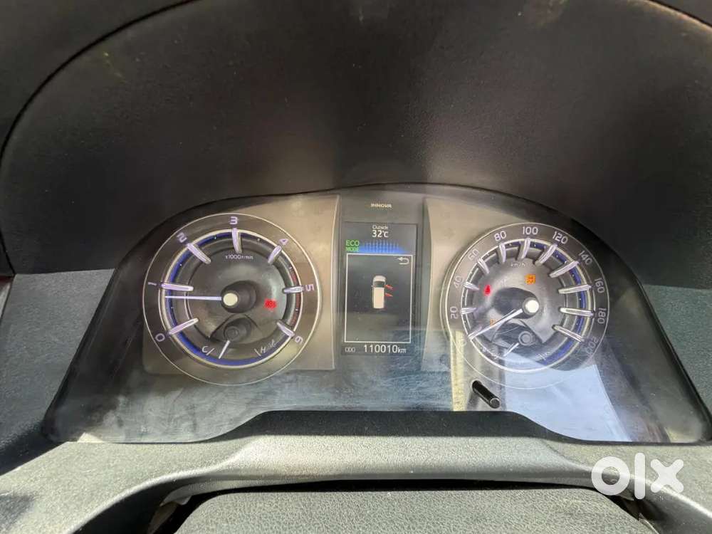 Toyota Innova Crysta 2023 Diesel 110000 Km Driven