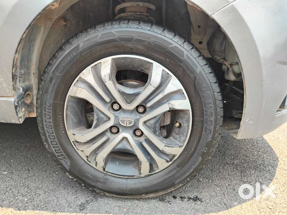 Tata Tiago 1.2 Revotron Xza, 2020, Petrol