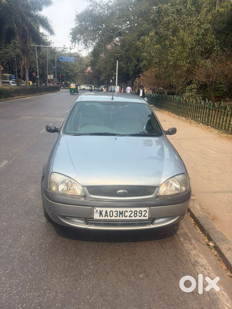 Ford Ikon 2004 Petrol Well Maintained