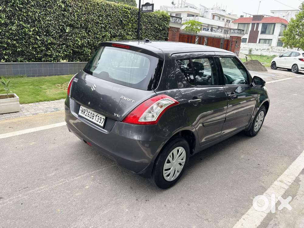 Maruti Suzuki Swift Vxi + Manual, 2016, Petrol