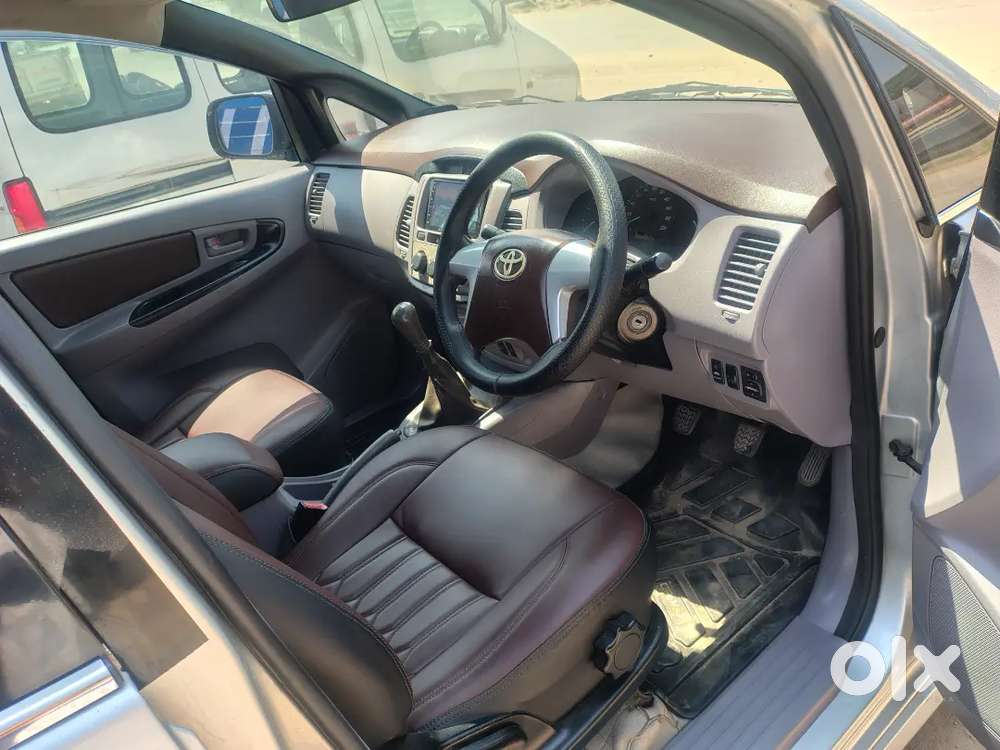 Toyota Innova 2.5 Gx 2012