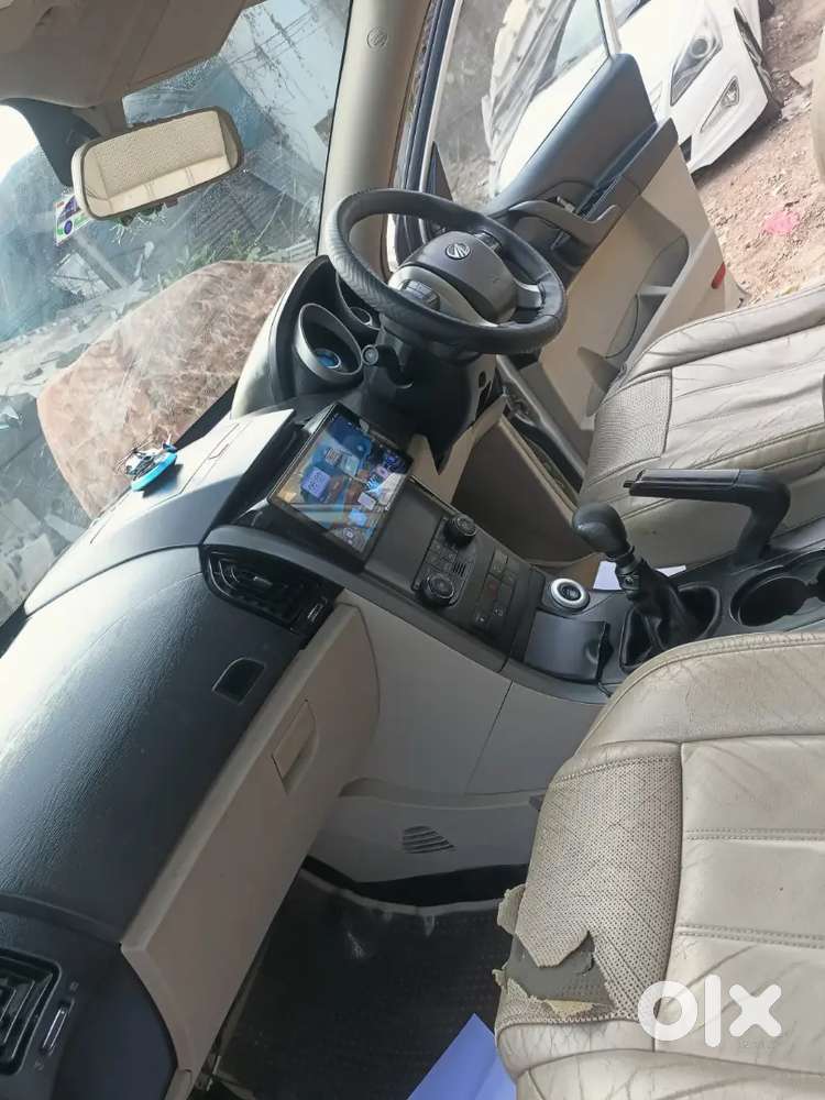 Mahindra Xuv500 2016