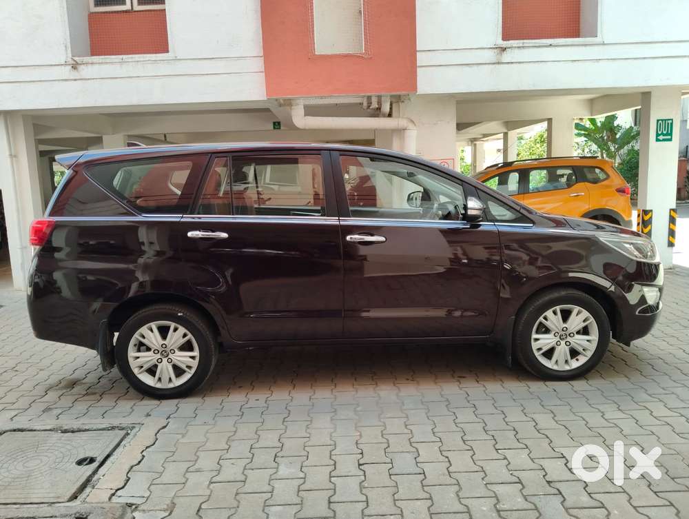 Toyota Innova Crysta 2.8 Z, 2016, Diesel