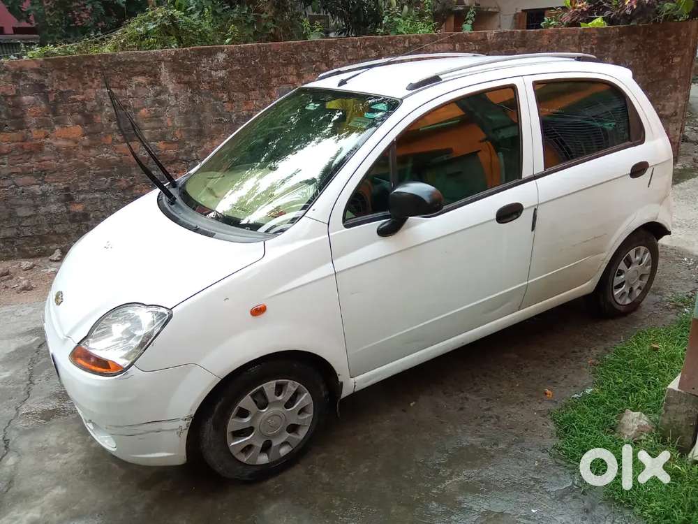 Chevrolet Spark 2011 Petrol Well Maintained