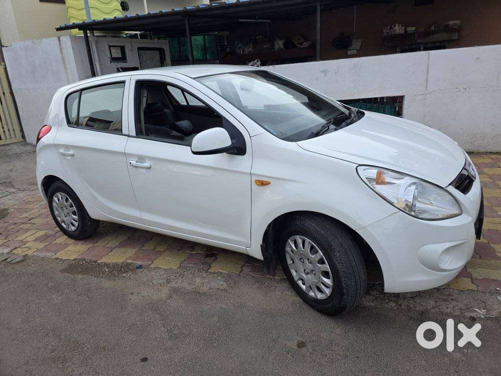 Hyundai I20 Magna, 2011, Petrol