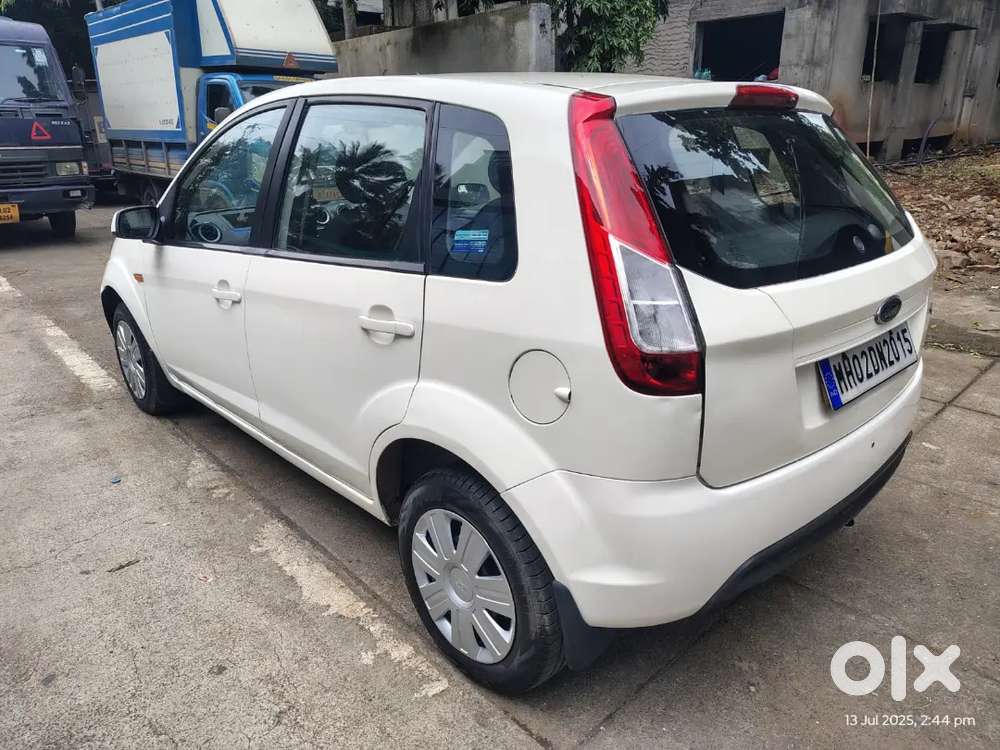 Ford Freestyle Diesel 2014 Variant