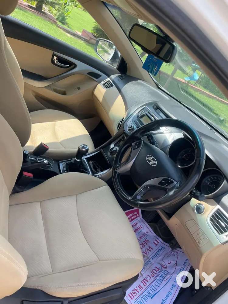 Premium, Stylish , Comfartble ,ultra Luxury Sedan Car