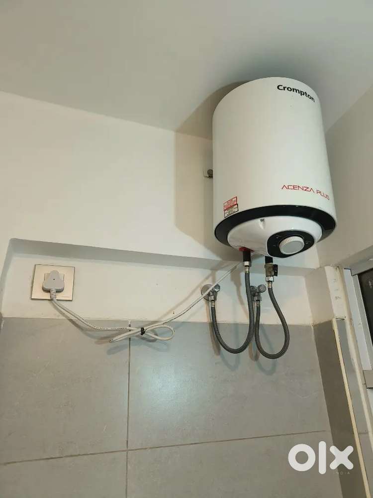 Geyser 15 liters - Crompton (only 4 months used)