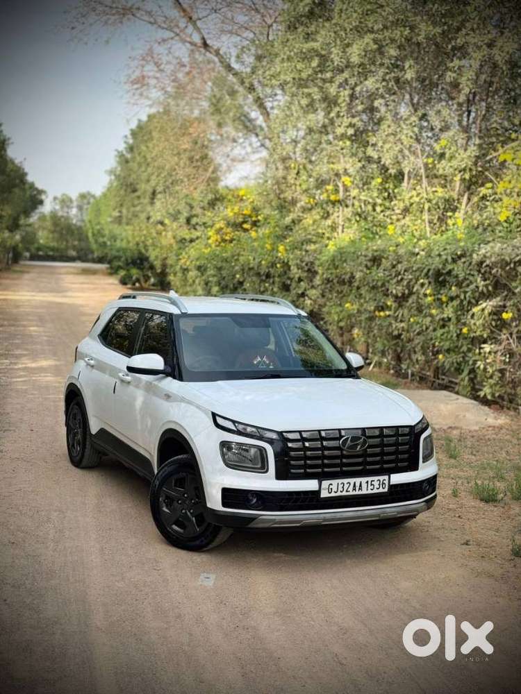 Hyundai Venue S Mt 1.2 Kappa, 2023, Cng & Hybrids