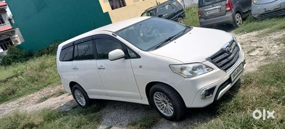 Toyota Innova Diesel 2012