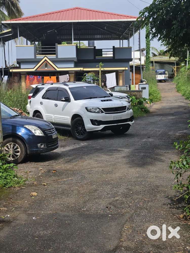 Toyota Fortuner 2015 Diesel Well Maintained