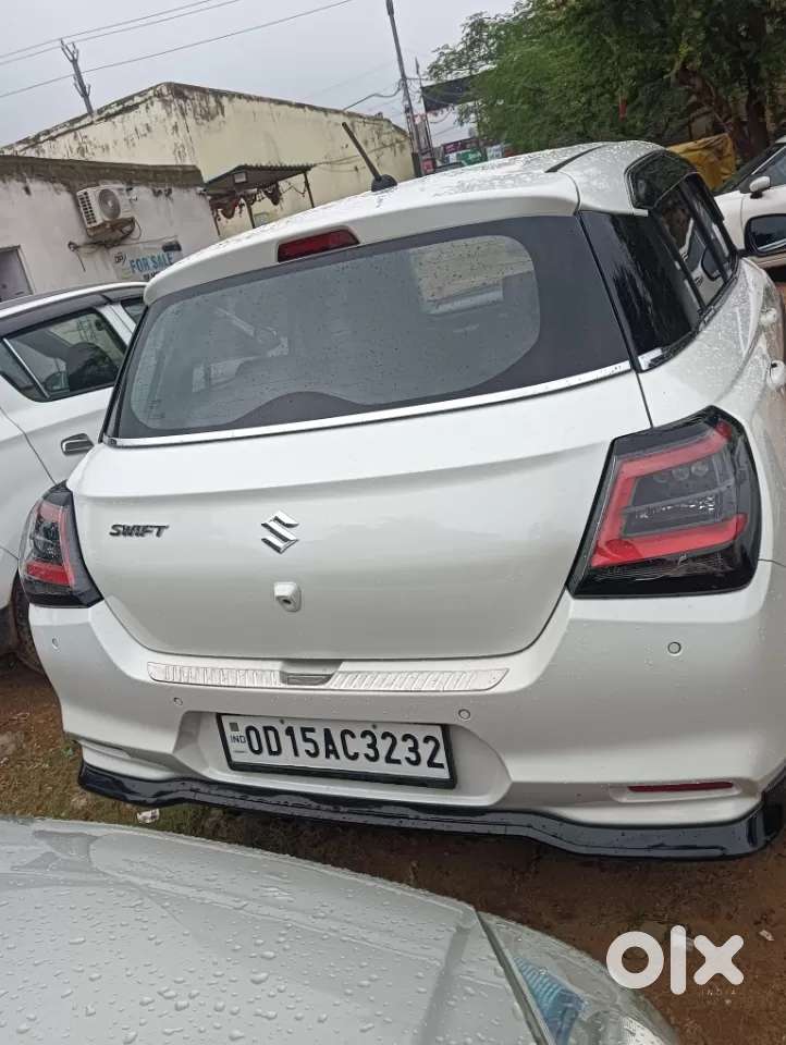 Maruti Suzuki Swift Vxi, 2025, Petrol