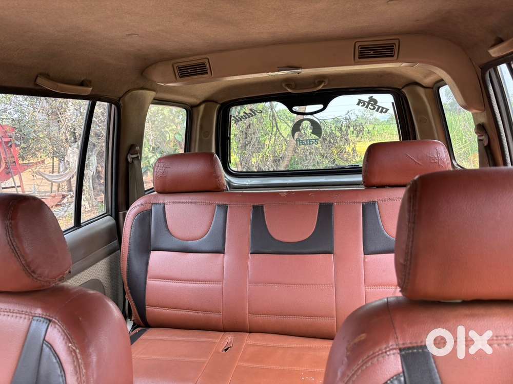 Chevrolet Tavera 2011 Diesel Good Condition, 4 Tyres 100 %