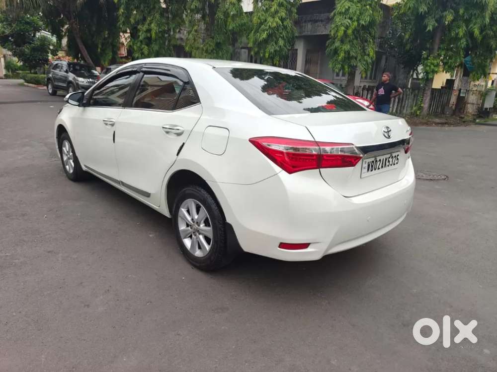 Toyota Corolla Altis 1.8 G Cvt, 2016, Petrol