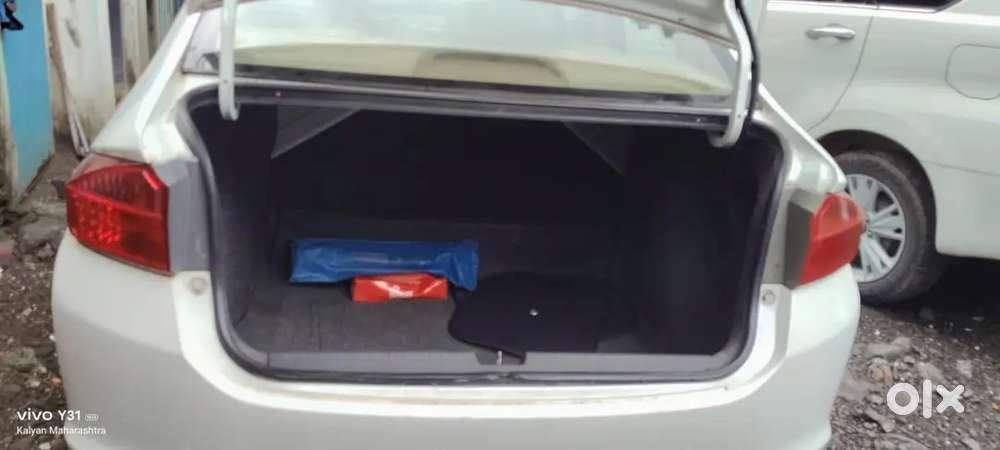 Honda City 1.5 V Petrol 2016