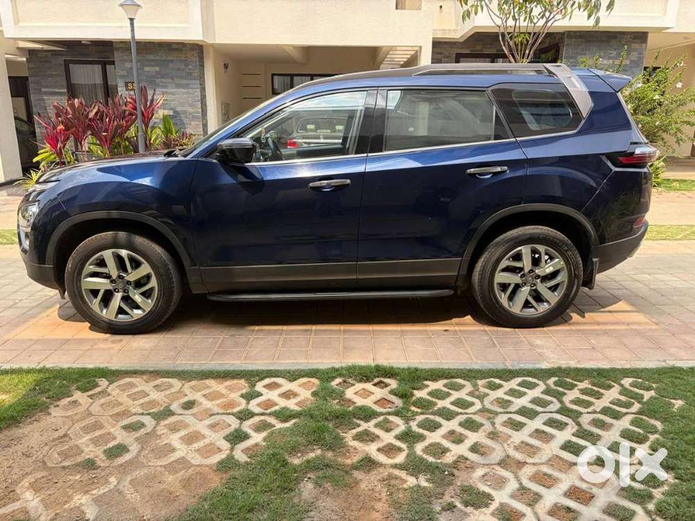 2023 Tata Safari Xza+