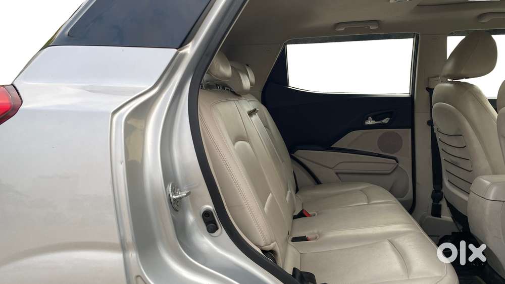 Mahindra Xuv300 W8 Option, 2020, Petrol