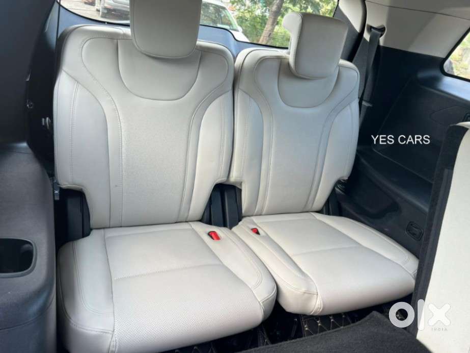 Mahindra Xuv700 2.2 Ax 7 Diesel At Luxury Pack Str, 2023, Diesel