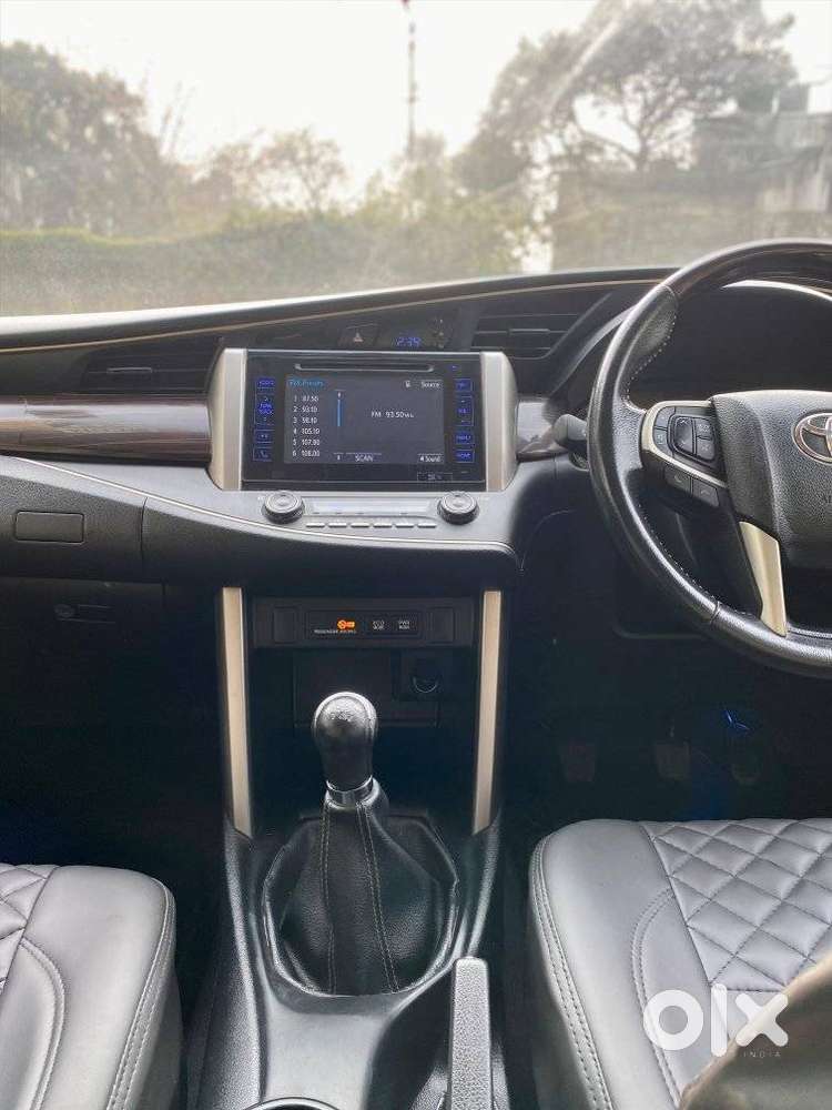 Toyota Innova Crysta 2.4 Vx Mt, 2018, Diesel
