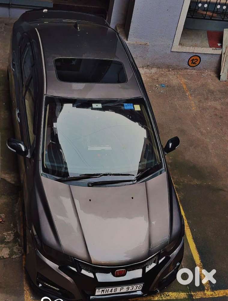 2013 Honda City I-vtec Petrol | Manual | Sunroof |