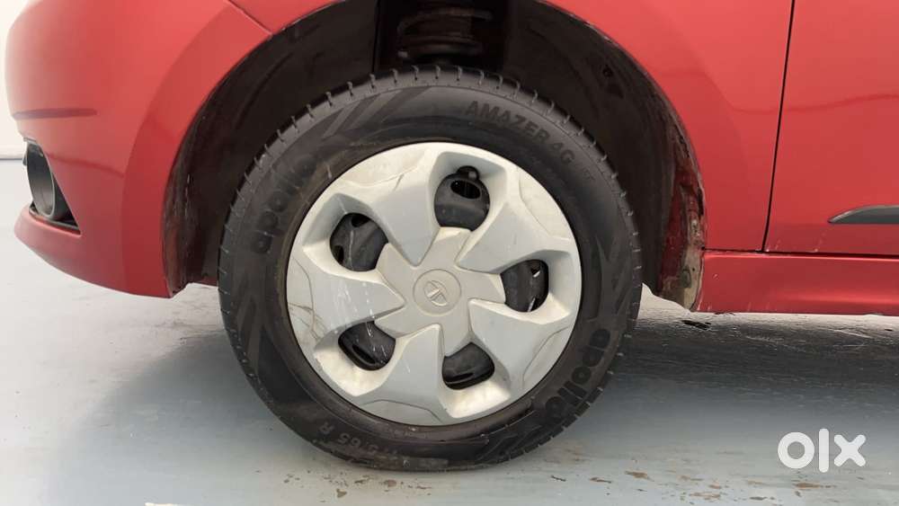 Tata Tiago 1.2 Revotron Xt, 2018, Petrol