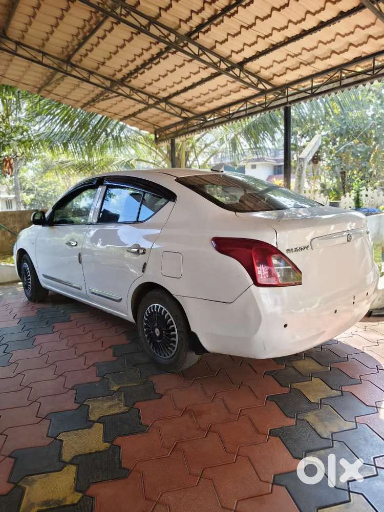 Nissan Sunny 2012 Diesel Good Condition
