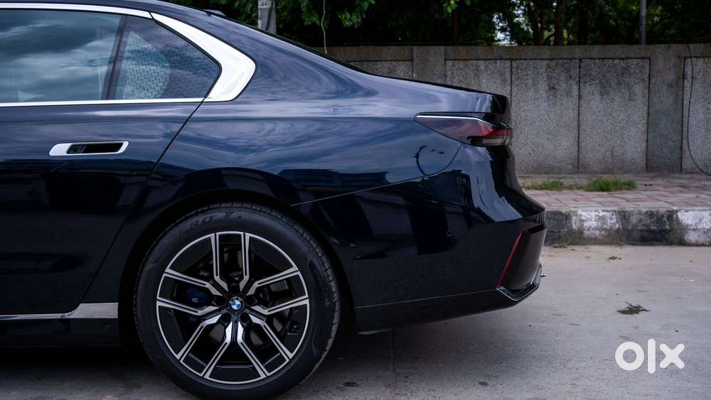 Bmw 7 Series 740i M Sport Petrol Automatic, 2025, Petrol