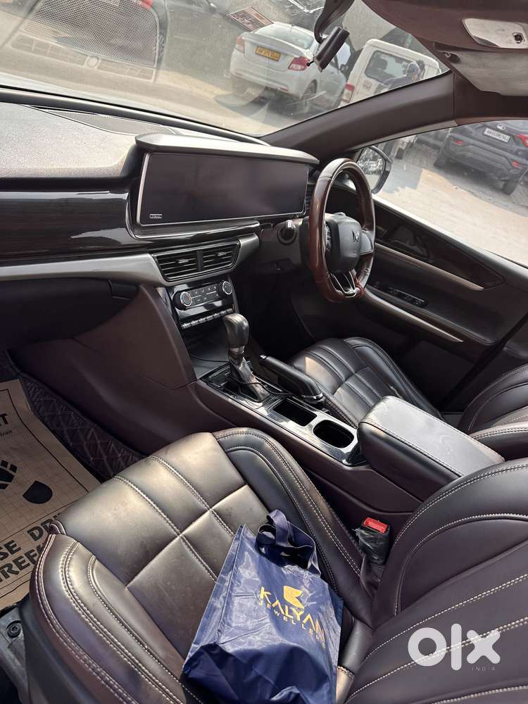 Toyota Innova Crysta