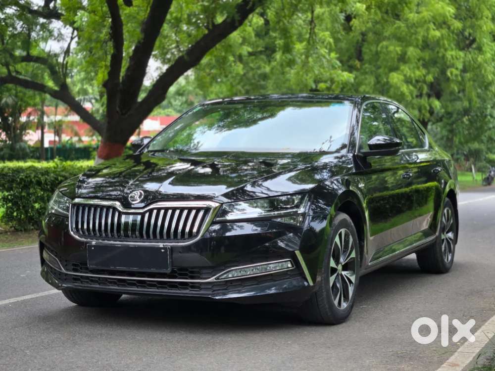 Skoda Superb 2.0 L&k Tsi At, 2023, Petrol