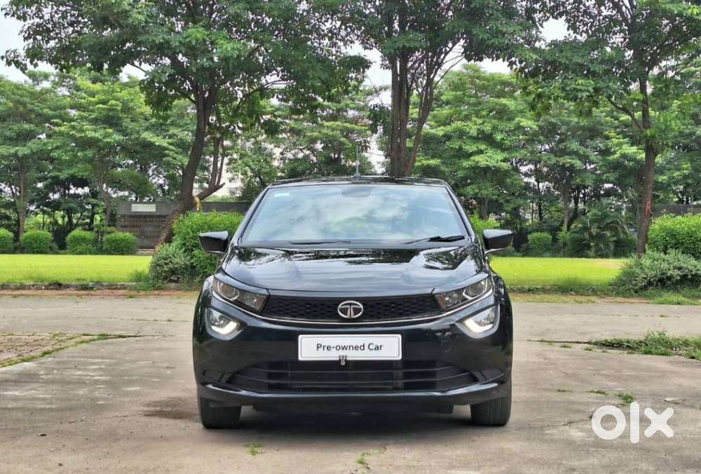 Tata Altroz Xz Plus (s) Dark Edition, 2023, Petrol