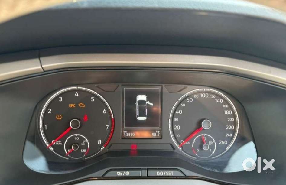 Volkswagen Taigun 1.0 Tsi Highline At, 2022, Petrol
