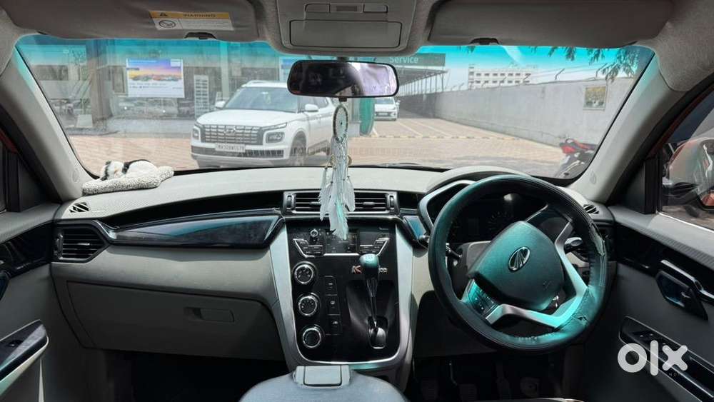 Mahindra Kuv 100 2016 Petrol Good Condition (6 Seater Family Car )