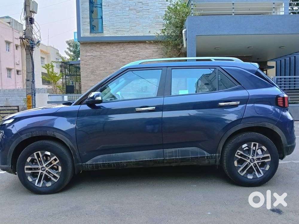 Hyundai Venue Sx (o) Mt 1.5 Diesel, 2022, Diesel