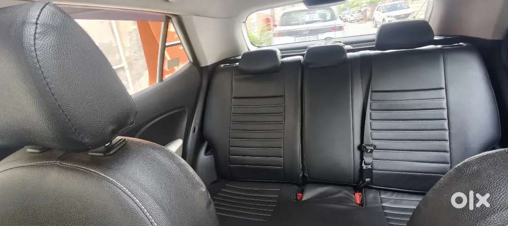 Hyundai Venue Petrol Manual 2023