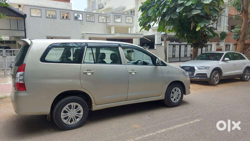 Toyota Innova 2.5 G (diesel) 7 Seater Bs Iv, 2013, Diesel
