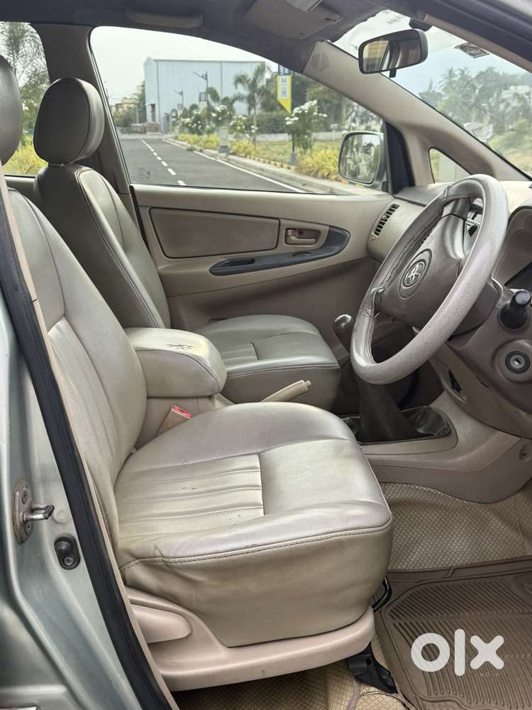 Toyota Innova 2004-2011 2.5 G4 Diesel 7-seater, 2007, Diesel