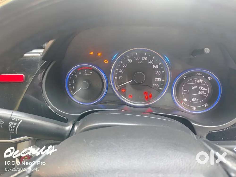 Honda City Diesel Manual 2015 Sunroof Vehicle