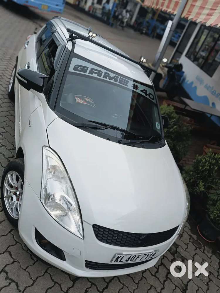 Maruti Suzuki Swift 2012 Petrol 110000 Km Driven