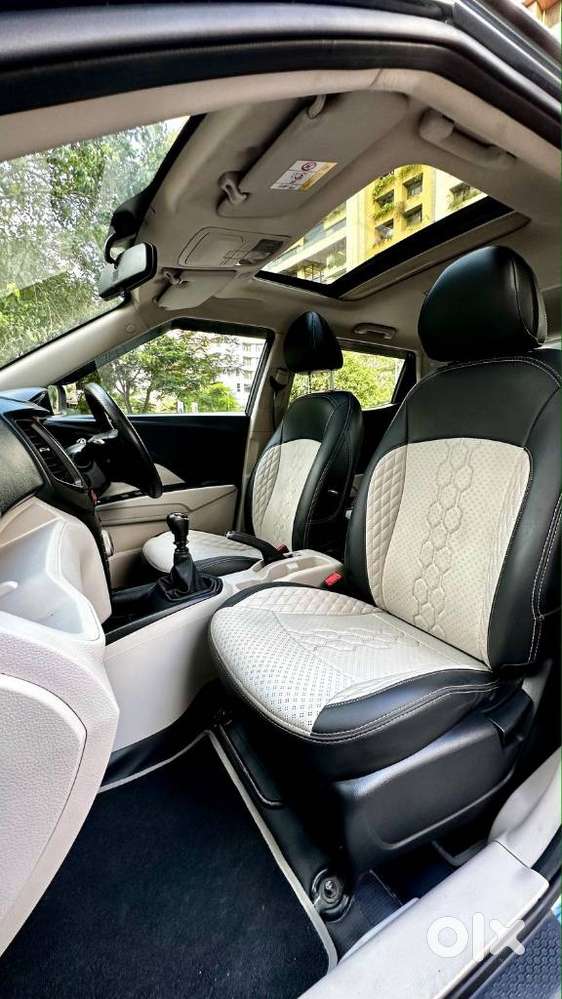 Mahindra Xuv300 W8 Option, 2021, Petrol