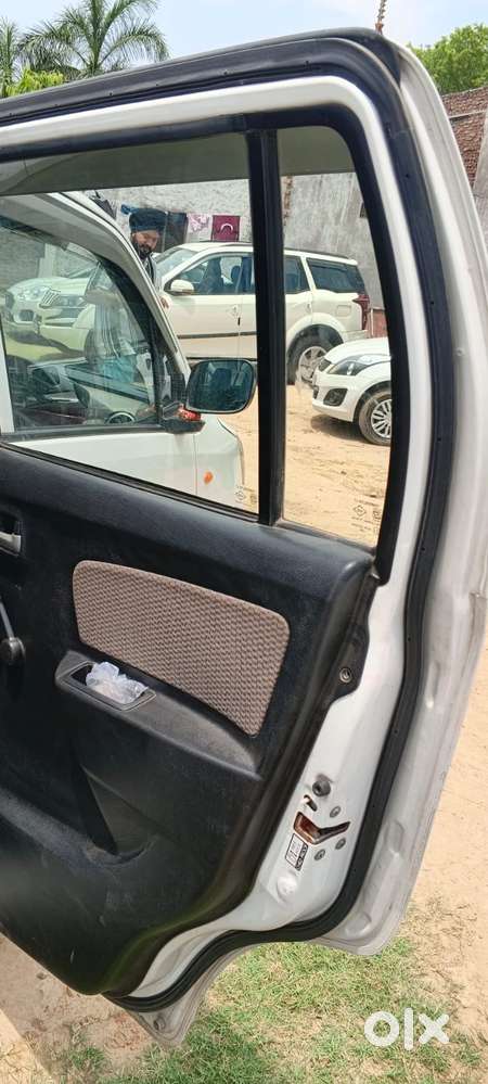 Maruti Suzuki Wagon R Cng Lxi, 2016, Cng & Hybrids